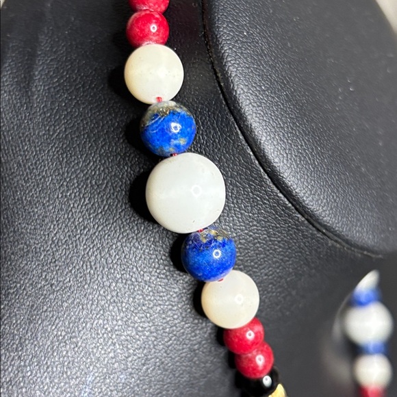 Vintage Stone Glass Beaded Necklace - Picture 5 of 8